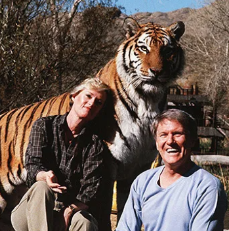 On September 27, 1964, when Tippi Hedren was 28 years old, she got married to her agent and manager, Noel Marshall.